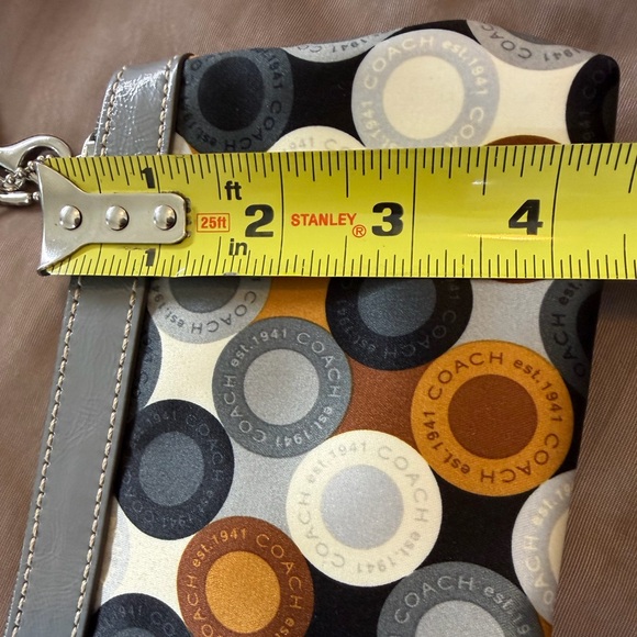 Coach multicolor wristlet - Picture 12 of 12